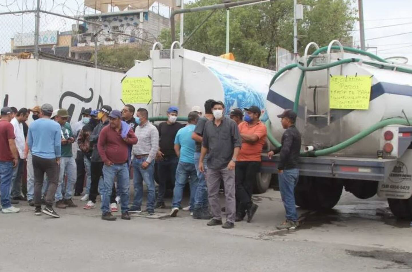Bloqueos de purificadoras y pipas en Ecatepec, Nezahualcóyotl y otros municipios terminan tras acuerdo con autoridades