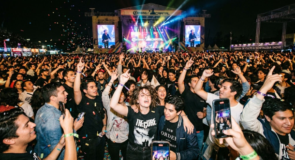 La locura del Corona Capital sacudió la capital con bandas de culto y nostalgia indie