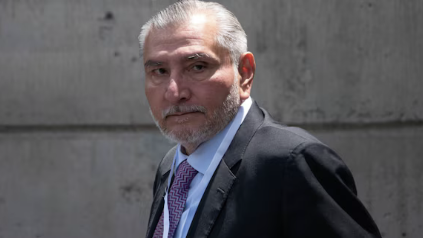 Adán Augusto López Hernández niega operación política tras la renuncia de Alejandro Gertz Manero a la FGR