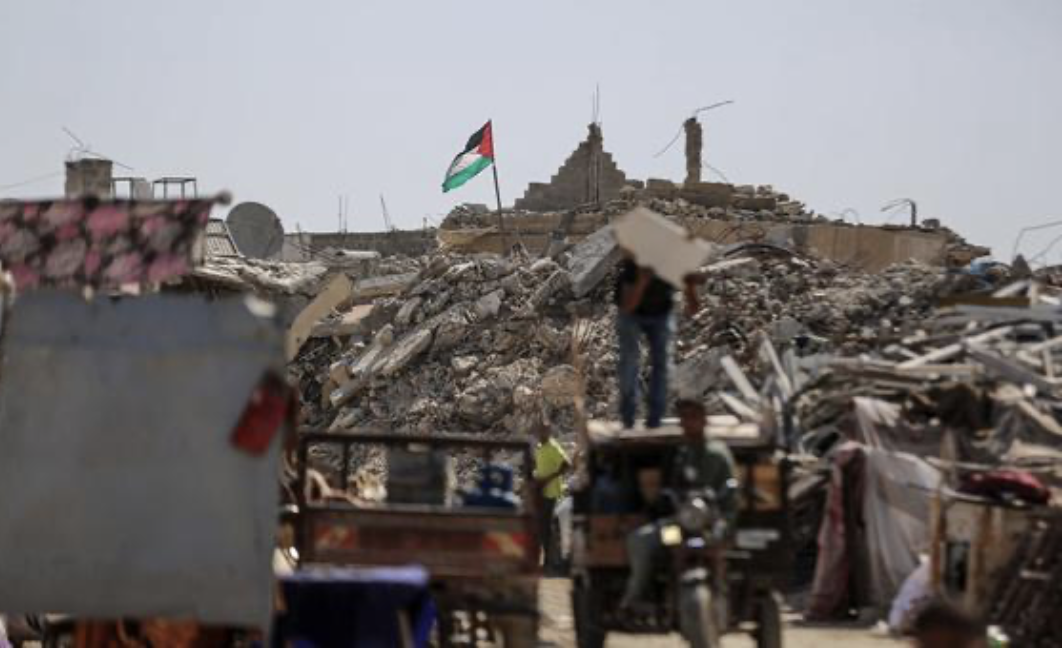 Bombardeo en campamento de desplazados en Gaza deja al menos cinco muertos, incluidos dos niños